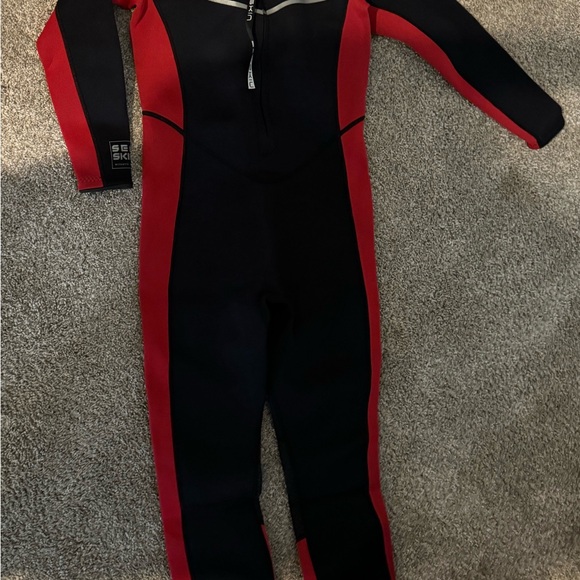 Seaskin wetsuit unisex size 14 Youth NWOT - Picture 2 of 6